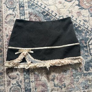 Black Lace-Trim Mini Skirt with Cream Ribbon